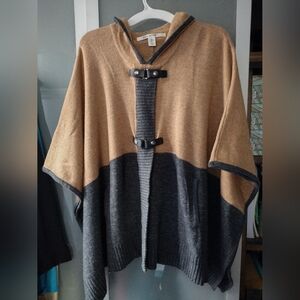 Max Studio Tan and Gray Cape Poncho Med